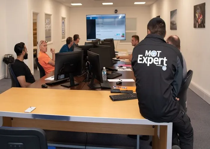 Pre-Test Checks to keep in mind before your first MOT test course