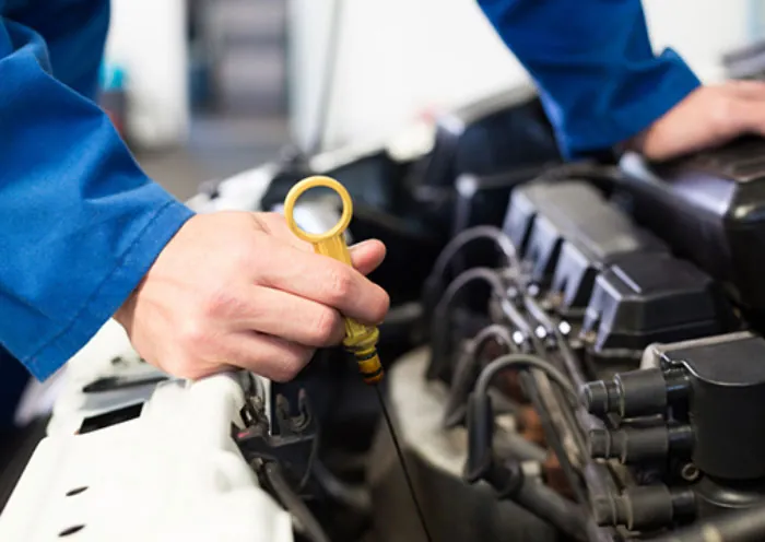 Signs your car needs Engine Repair
